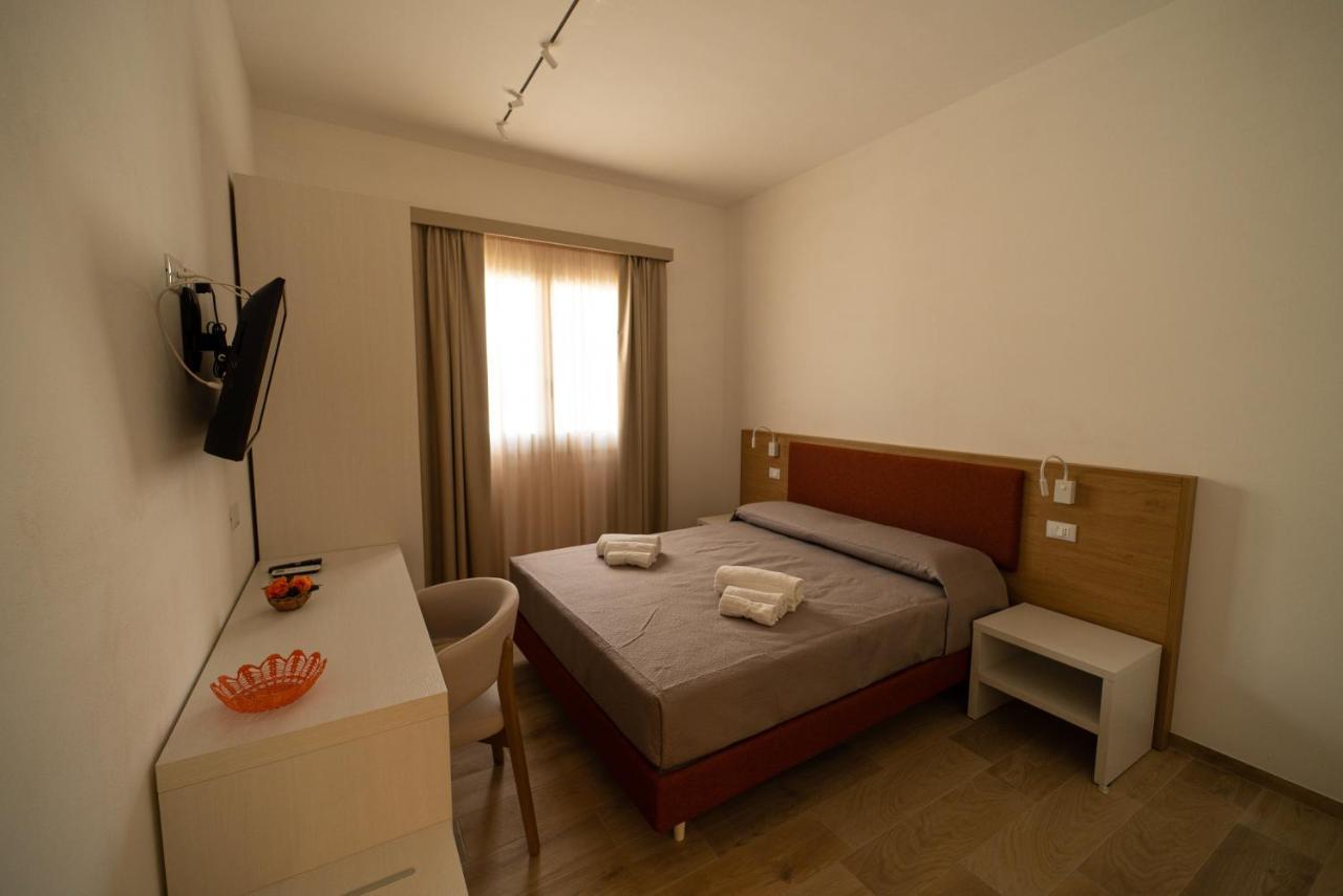 Butiko Hotell Castelluzzo Exteriör bild