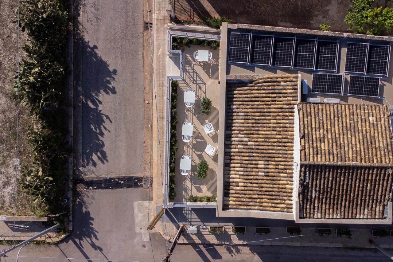 Butiko Hotell Castelluzzo Exteriör bild