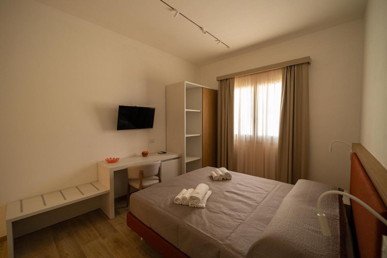 Butiko Hotell Castelluzzo Exteriör bild